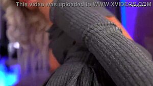 SOPHIE MEAVE POUNDS HER HUGE DILDO DEEP!