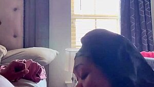 black dudes get that sloppy bonnet toppy with ebony curvy spit and cum licks 😈💦