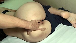 Amateur couple fingers pussy then pounds hardcore with hot cumshot