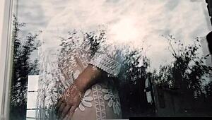 vends ta culotte voisine sexy se deshabille masturbe fenetre marmotte yoomie