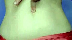 wanna see this gym trainer's belly fetish make you jerk off?