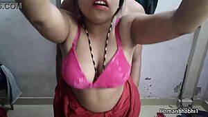 desi bhabhi seduces in saree for hardcore auntie housewife pounding