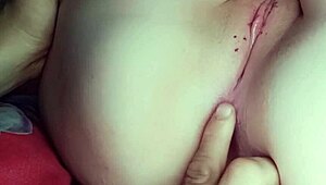 stepsis pink shaved pussy gets licked sucked close-up to juicy orgasm