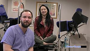 dr tampa siccos zoe lark in latex gloves and jeans backstage