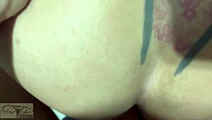 pedi um lanche but ifood guy ate my pussy n came deep in mouth... yum