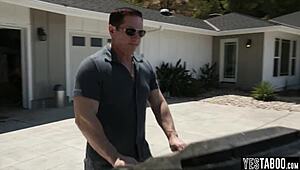 damn this nasty big tit milf bends over doggystyle for motel payment whoa 😈🍑