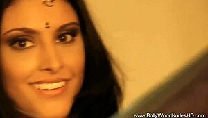 bollywood milf strips nude in exotic dance!