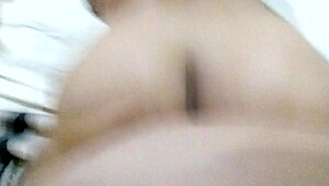 damn this curvy colombian screams so good while bent over doggystyle 😍🔥