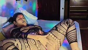 hey hermanastra caught you stroking wanna feel my cock inside