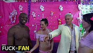 whoa siri's big natural tits get sloppy deepthroat and muff diving interracial 🔥💦