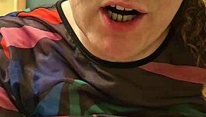 omg i'm such a horny bbw secretary flashing my fat tits and panties