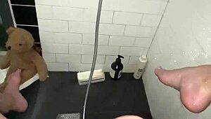 Young Elite Saudi Girl Perfect Body Showers Masturbates Tight Pussy Arabian Snowwhite