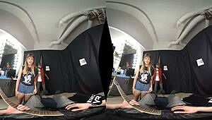 Pamela Morrison's rock hard VR wank