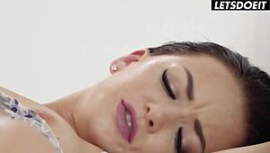 hey zuzu sweet that big dick client massage turning steamy? 😏💦