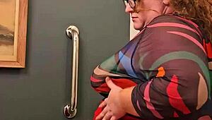 omg i'm such a horny bbw secretary flashing my fat tits and panties