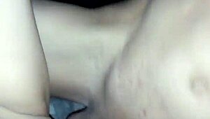 Blonde Mommy So Hot She Begs for Cumshots!