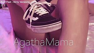 wanna worship my soles after i slip off these sneakers goddess feet domination dirty soles😈👟