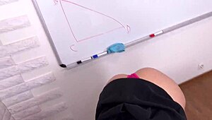 i cant believe im the last virgin in college now daddy help??