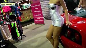 I catch russian blonde's teasing upskirt in her skirt