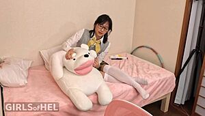 Naughty stepdaughter toys shaved pussy while i watch her squirt