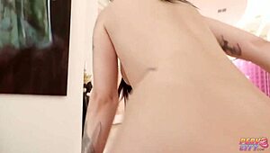 へいレイヴンレーンとロビンローズがドッグでハードアナル絶頂