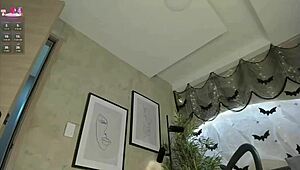 curvy tattooed latina big tits tease solo webcam intimately