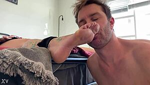 i'm tied up in clown costume, begging for vibrator toes tickle and wrinkled feet lick 😈