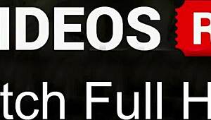 Girl soaks jeans peeing publicly in mall store 🥵👖💦