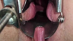 Mutual Session Opens Pink View With Speculum Wide