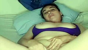 Latina milf orgasms hard shoving huge realistic dildo deep inside her wet pussy