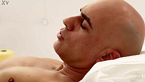 martina smeraldi craves early morning sex with hot cum on her bubble butt