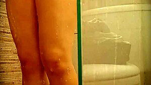 Spanish event promoter milet shaves pussy on real spy cam upskirt hidden.