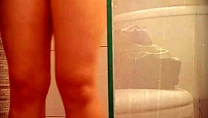 Spanish event promoter milet shaves pussy on real spy cam upskirt hidden.