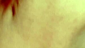 sundaydogood614 drops hot shaved pussy play on jul 30