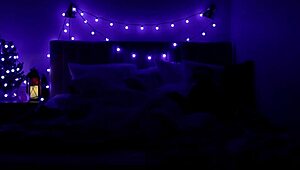 woke up my neighbor girl with some quick christmas morning pussy pounding on the new cam