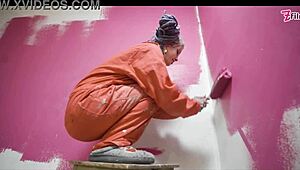 wanna watch this skinny tattooed painter get horny fingering her ass till it gapes and squirts?