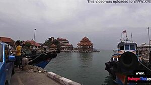 i luv gettin fucked outdoor by bf on thai island beach... so hot!