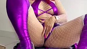 Curvy Latina Stepmom Cosplays Starfire for Halloween Fuck Session