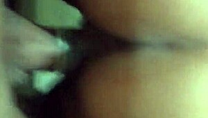 BLACK GIRL SITS ON HUGE COCK RIDING TO FUNKY BEATS!