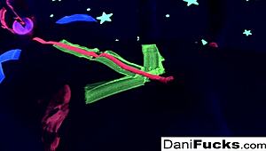 hey dani daniels is playing with her hot wet pussy 😍💦