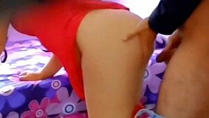 Vecino Casado Fills Me with Creampie in His Bed, Squirting Every Drop!