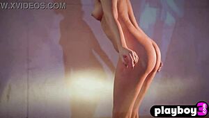 sexy milf big ass babe poses lingerie bubble butt naked softcore playboy