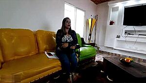 hey chica i offer cash she spreads for creampie in spanish homemade fuck