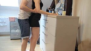 I Pumped Hot Creampie into Stepsister's Tight Pussy Before Dinner!