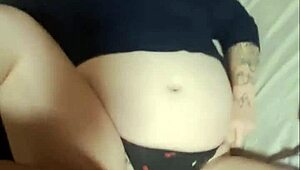 omg resaboo's fat pussy takes that monster bbc creampie so deep 😍💦