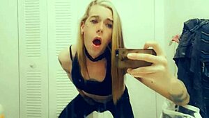 omg this hot tranny slut in tight leggings is fingering her cute clit to explosion 💦😘