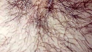 Sveltina Italiana Teases with Slim Curves and Charm