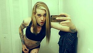 omg this hot tranny slut in tight leggings is fingering her cute clit to explosion 💦😘