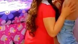 Vecino Casado Fills Me with Creampie in His Bed, Squirting Every Drop!