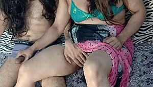 Hot Punjabi wife moans dirty Hindi mutual masturbation home alone!